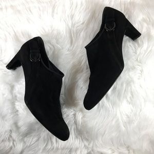 Stuart Weitzman Womens Shoe Buckle Detail Heels